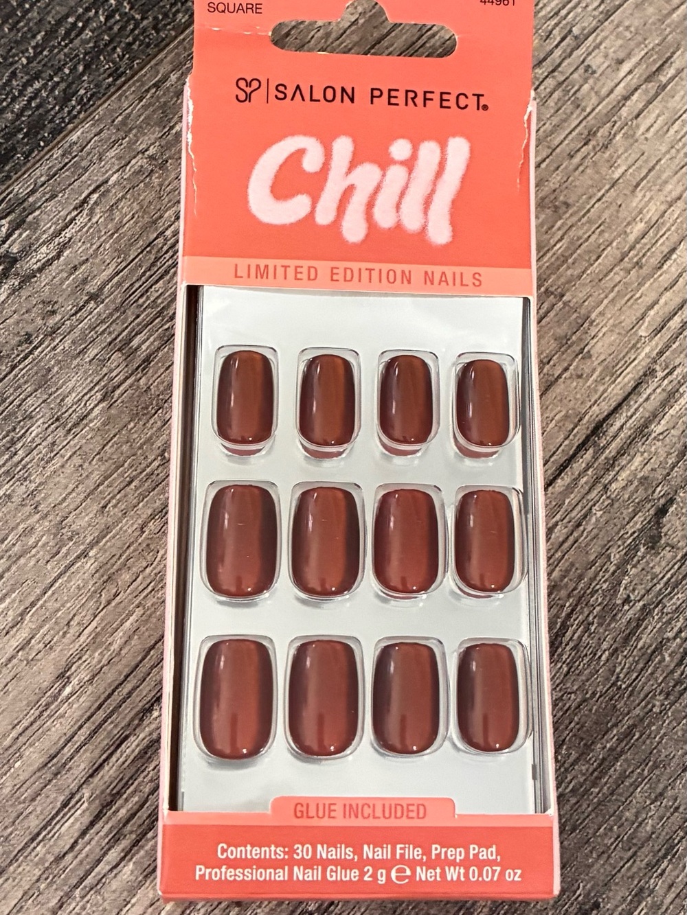 Salon Perfect Chill Brown Press-On Nails - Limited Edition